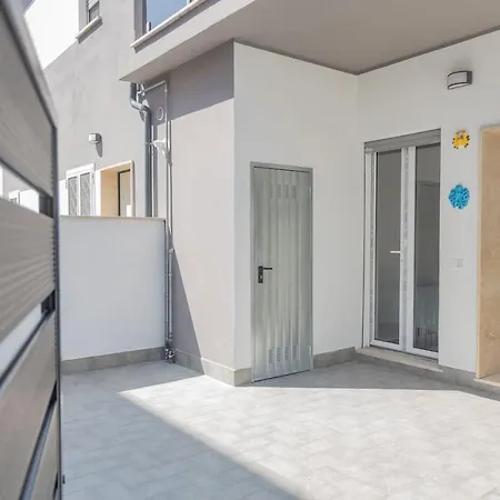 Ferienwohnung Luda Airport House Fiumicino Exterior foto